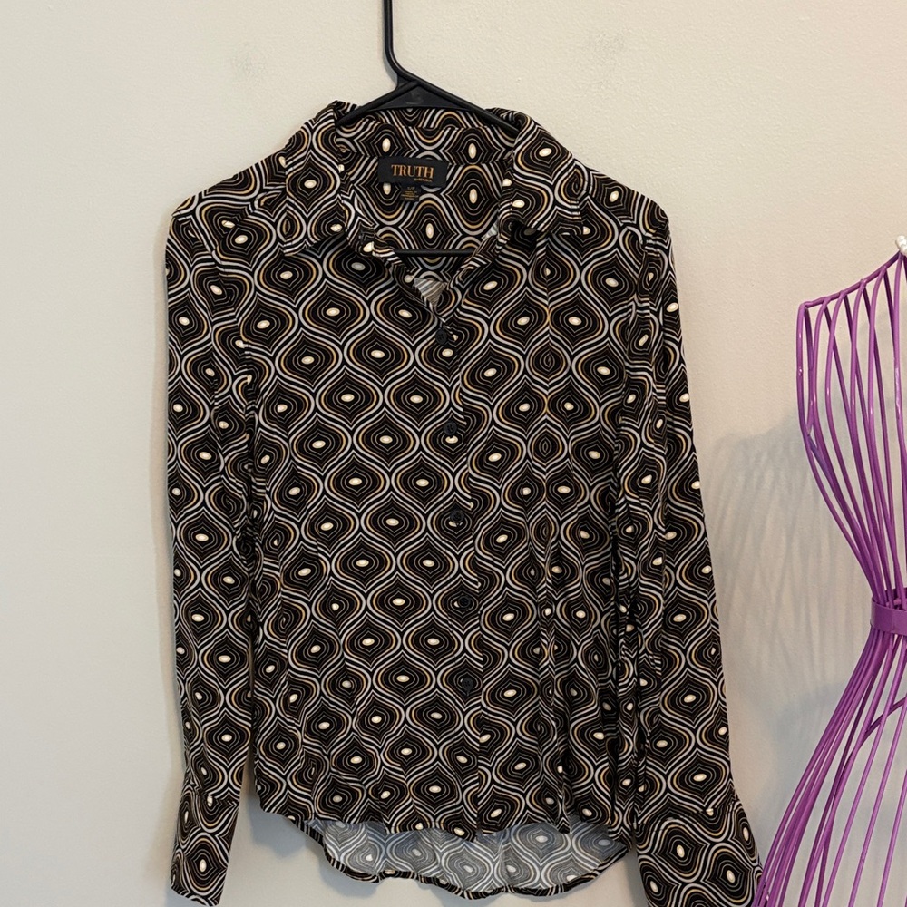 Truth by Republic Women's Geometric Button Down Shirt - Black, Gold and Cream